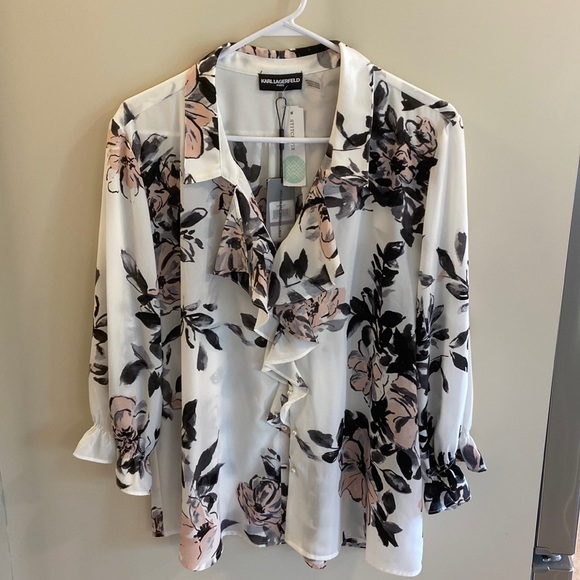 Karl Lagerfeld Tops - COPY - NWT Karl Lagerfeld Floral Blouse